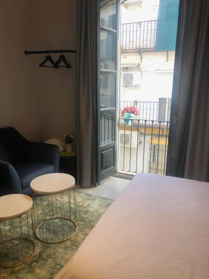 Triana Pelay Appartement *