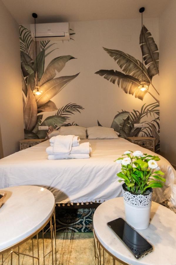 Triana Pelay Appartement *